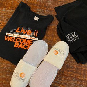 2 each * Karisma Exotic Resorts * MEMBERS BLACK Tee SHIRTS (XL) + SLIPPERS